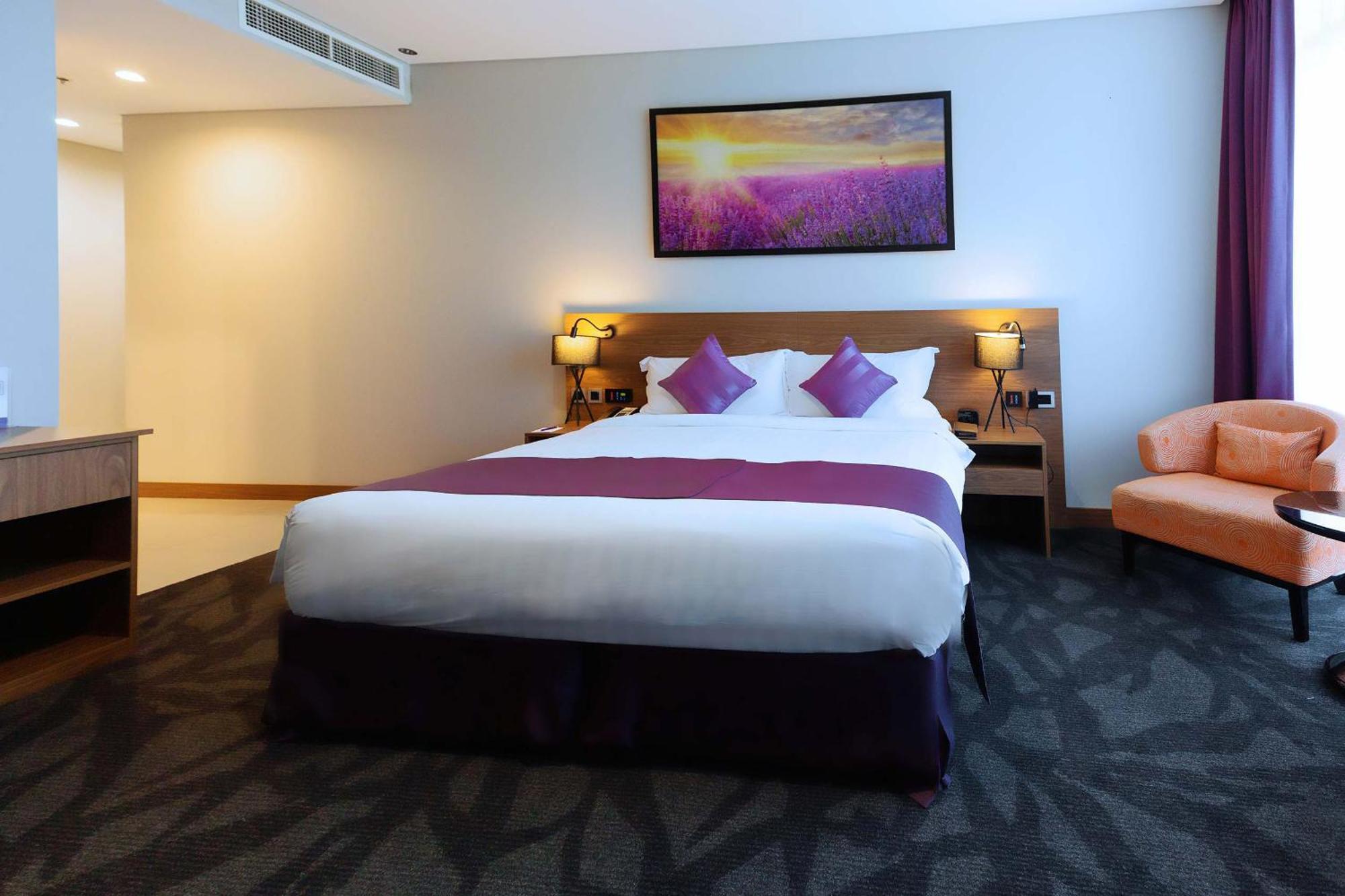 Готель Park Regis Business Bay 4*